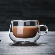 Cana de cafea elegantă cu pereți dubli, cu mâner și design curat, 120 ml