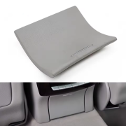 Capac gri pentru scrumiera/consola spate la Mercedes S class W221 (2009-2013)