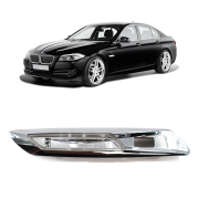 Semnalizator stânga pentru aripă cu orificiu pentru senzor Lane Assist pentru BMW Seria 1 și Seria 5 F10 F11 F07 E81 E82 E87 E88 (2010–2013)