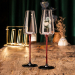 Set 2 pahare cristal pentru șampanie și vin spumant - 240 ml, cu picior roșu și design rafinat