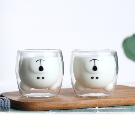 Set de 2 pahare cu pereți dubli de 250 ml – design drăguț „Ursulet”