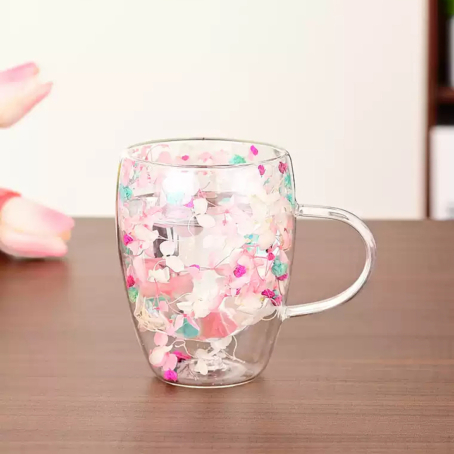 Un pahar fabulos cu fund dublu și flori încorporate în culori delicate, 350 ml
