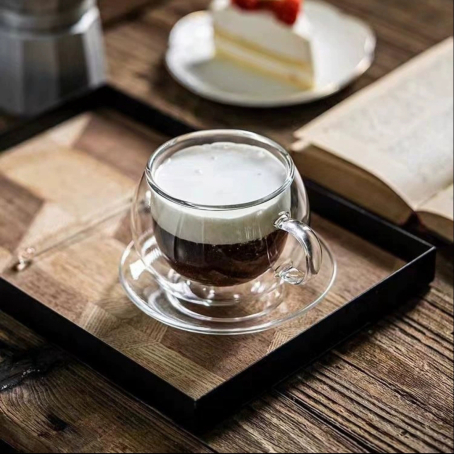 Set de căni elegante cu pereți dubli, farfurie și linguriță, 270 ml