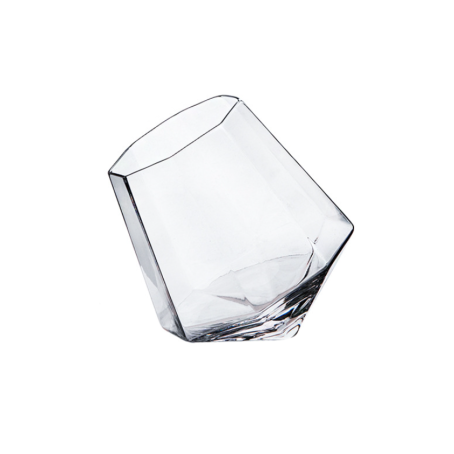 Pahar de sticlă „Diamond Tilt” - 280 ml, cu design geometric înclinat pentru whisky, lichioruri și cocktailuri