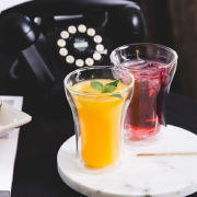 Pahar elegant și rezistent la căldură din sticlă cu pereți dubli, 200 ml